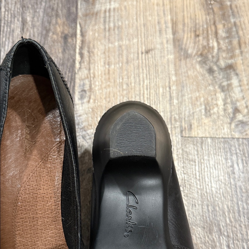 Clarks Classic Black Heels with Strap - Picture 11 of 12